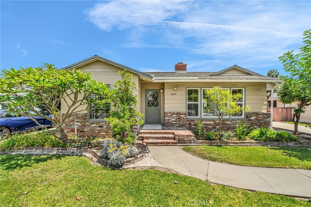 10420 Samoline Avenue