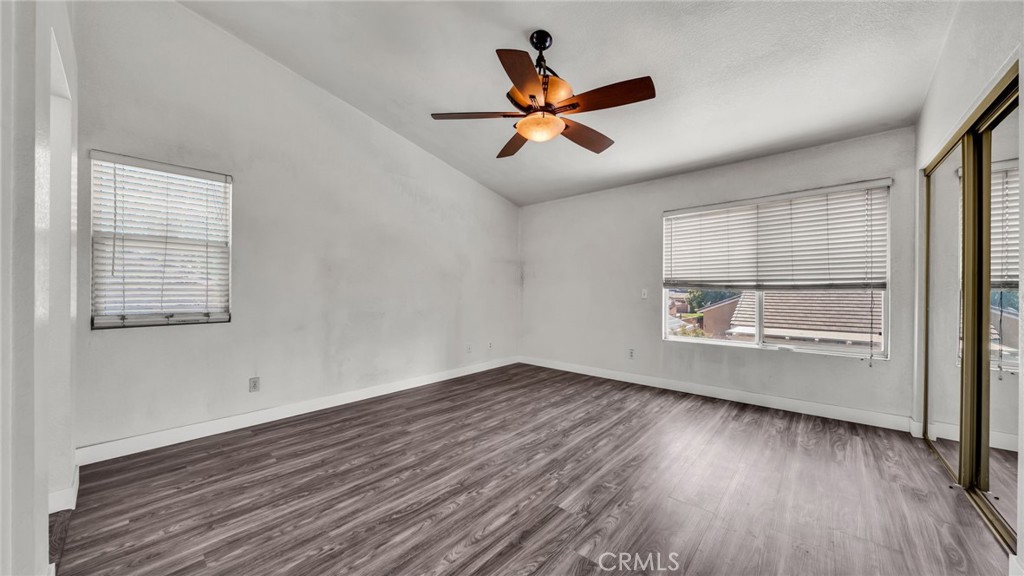 40123 Vicker Way
