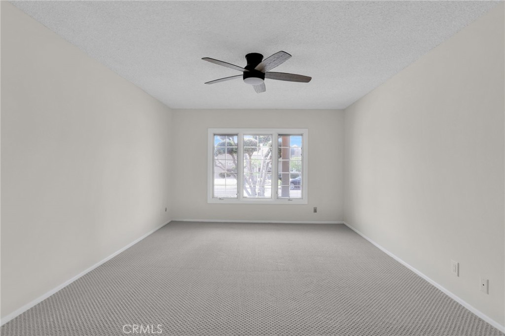 4223 Paseo de Plata