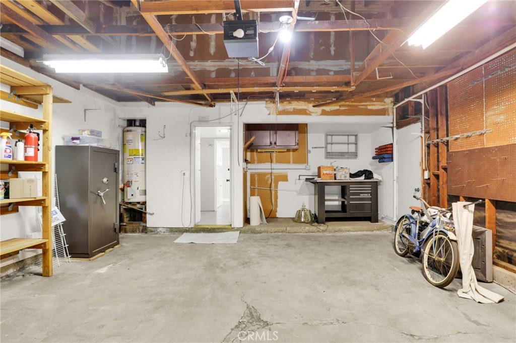 4223 Paseo de Plata