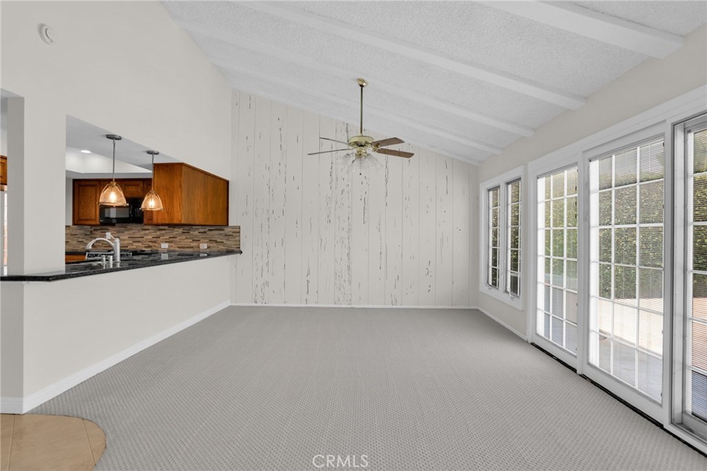 4223 Paseo de Plata