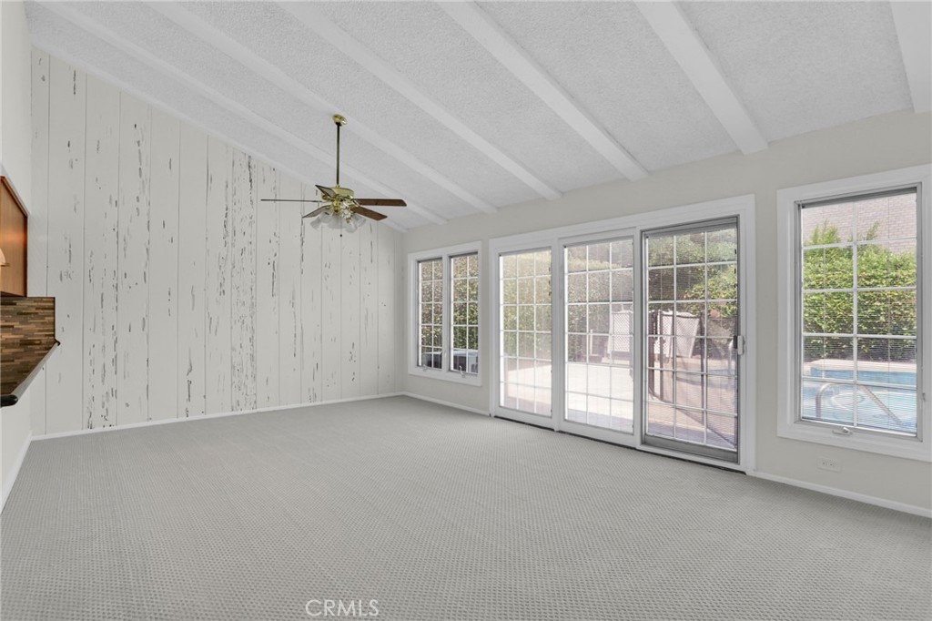 4223 Paseo de Plata