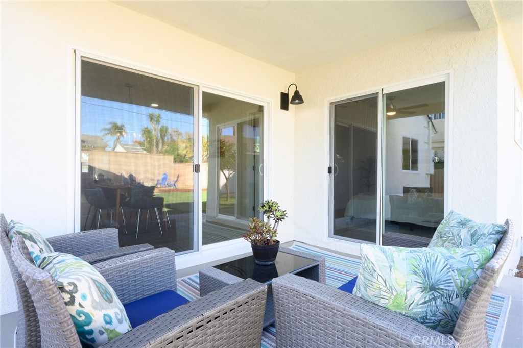 1807 Marinette Street