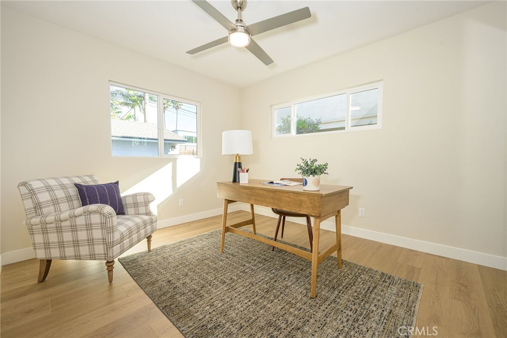 1807 Marinette Street