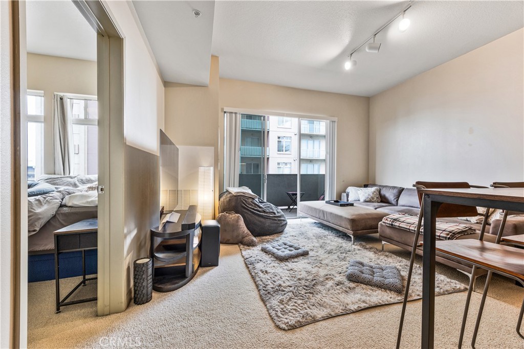388 E Ocean Boulevard 1404