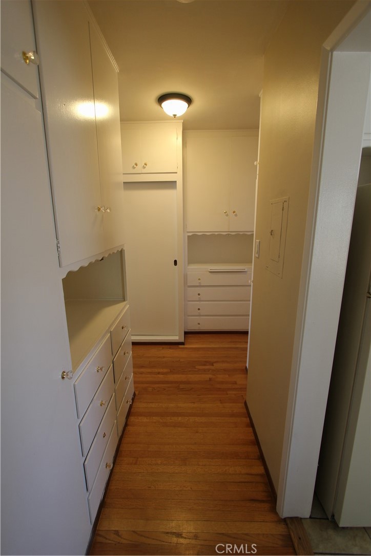 1633 East 1st Street 4