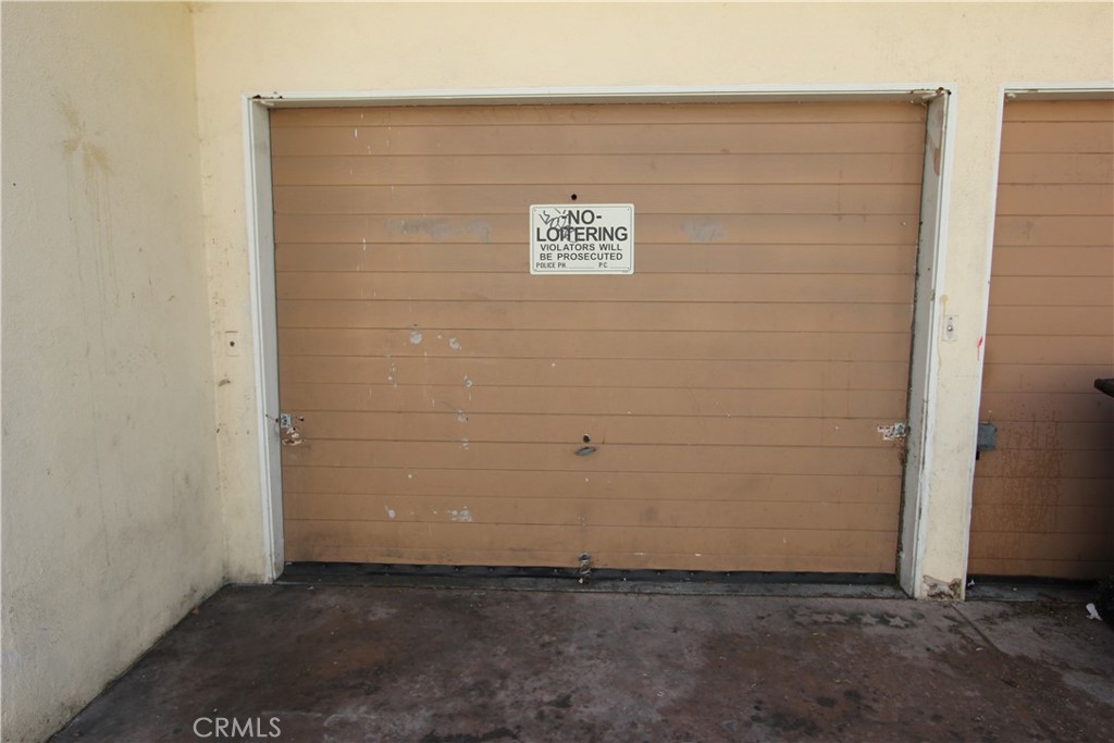 1633 East 1st Street 4