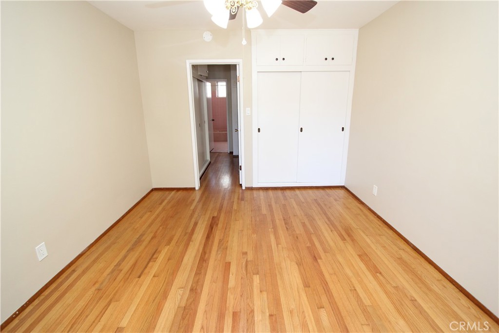 1633 East 1st Street 4