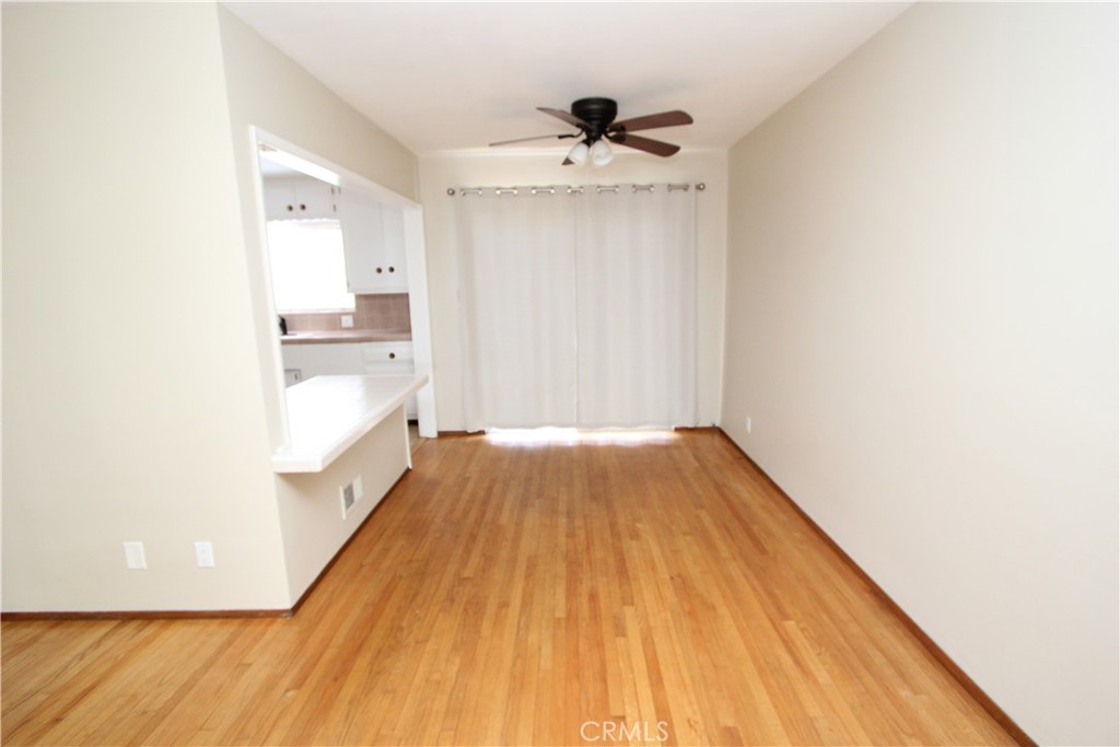 1633 East 1st Street 4