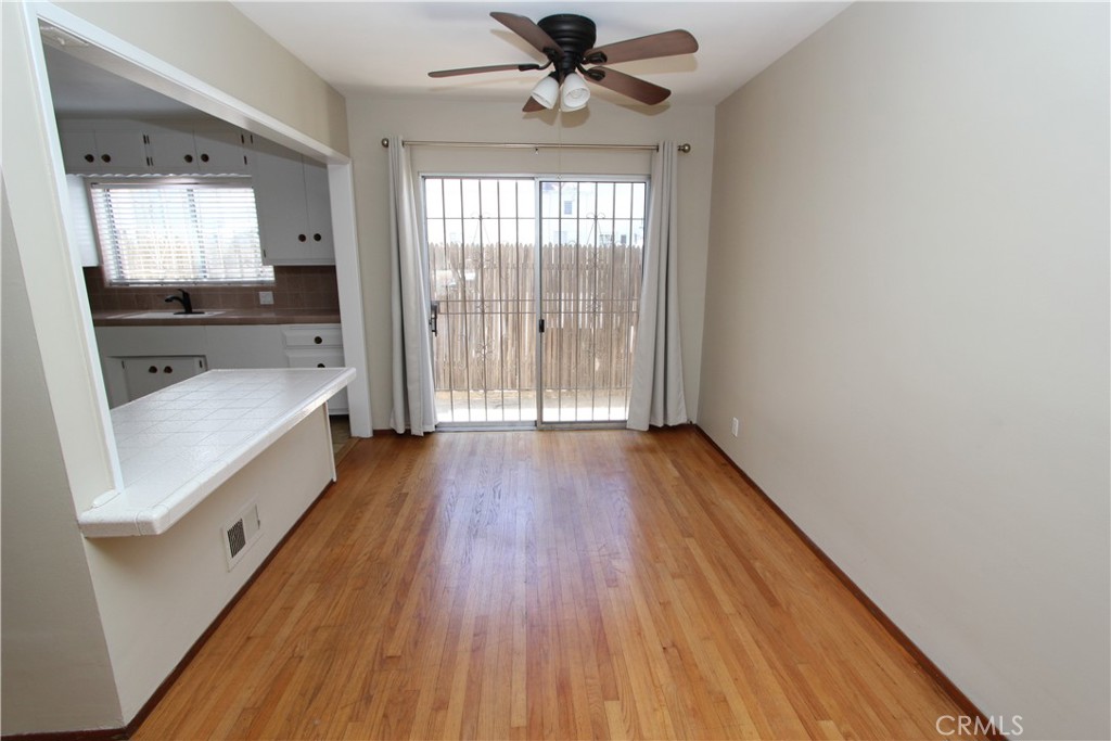 1633 East 1st Street 4