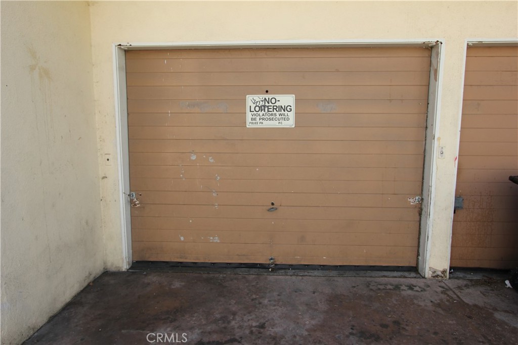 1633 East 1st Street 4