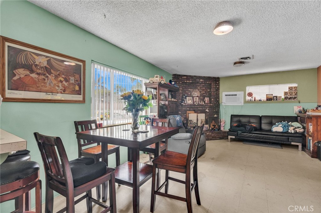 601 North Garfield Avenue