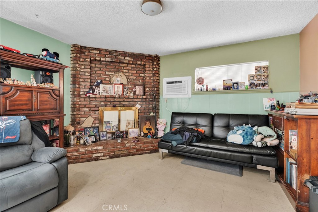 601 North Garfield Avenue