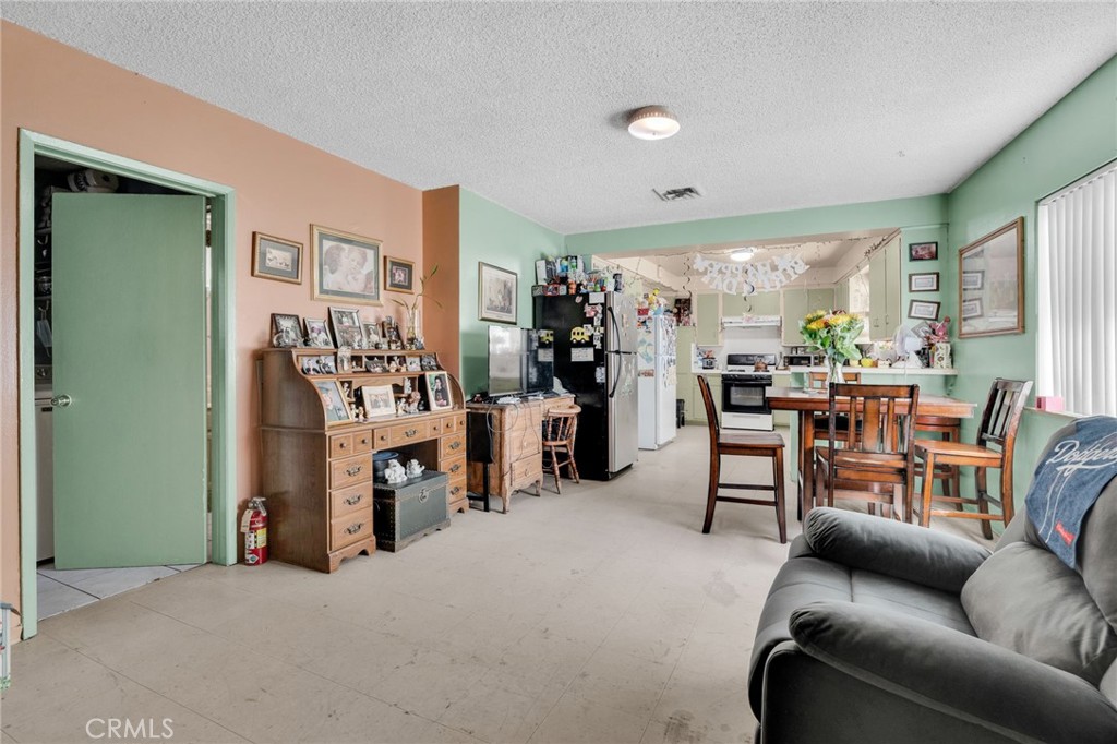 601 North Garfield Avenue