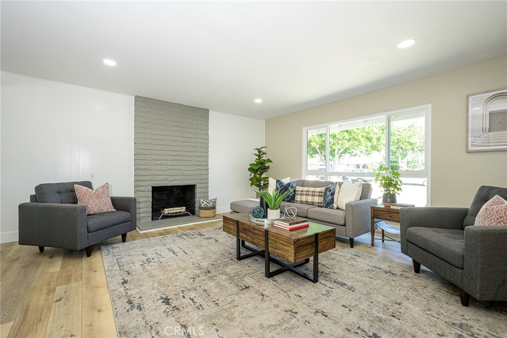 2406 S Pacific Avenue