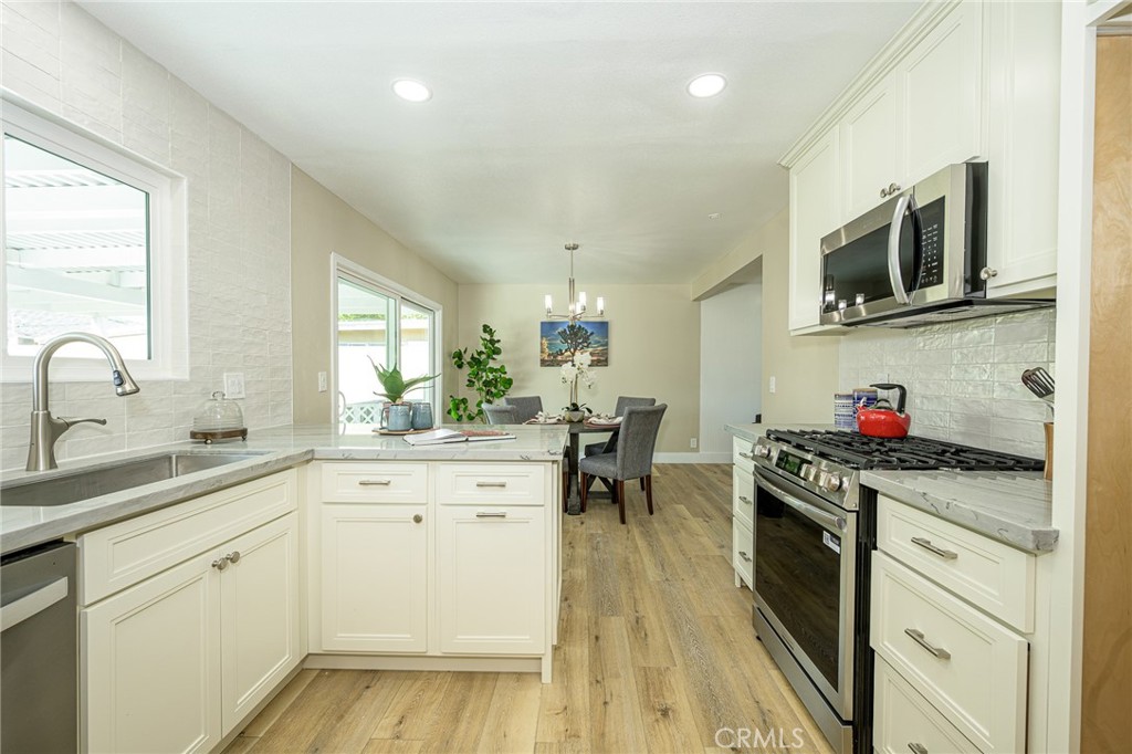 2406 S Pacific Avenue