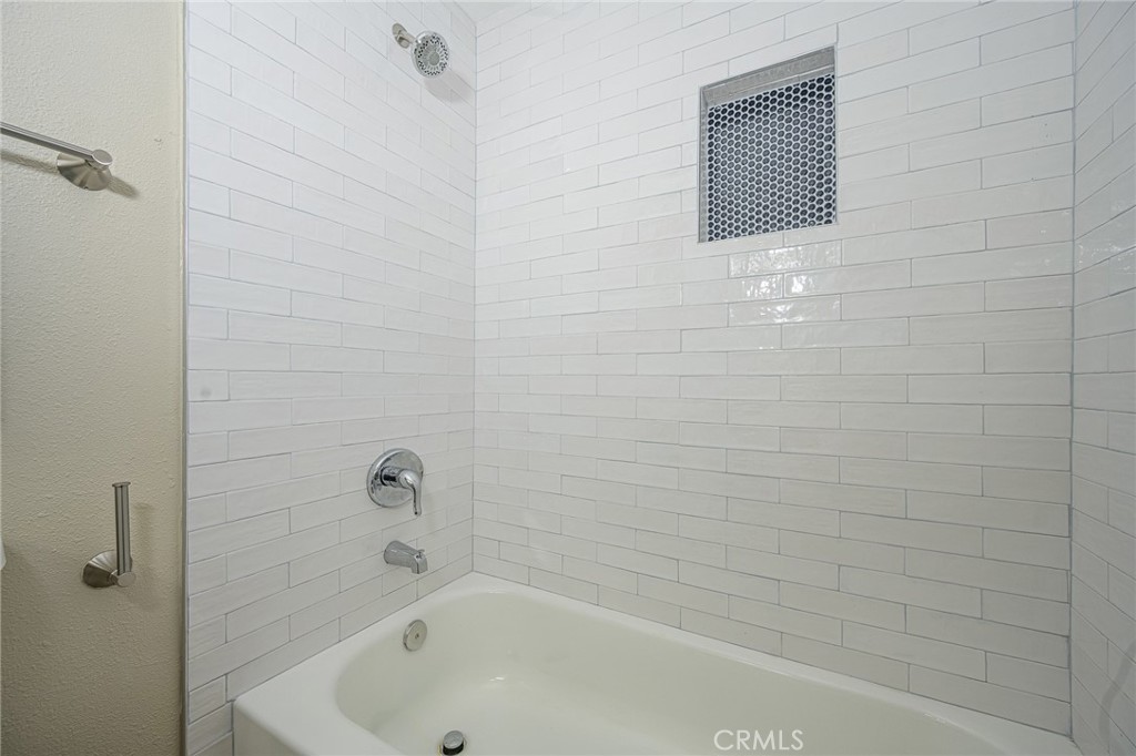 2406 S Pacific Avenue