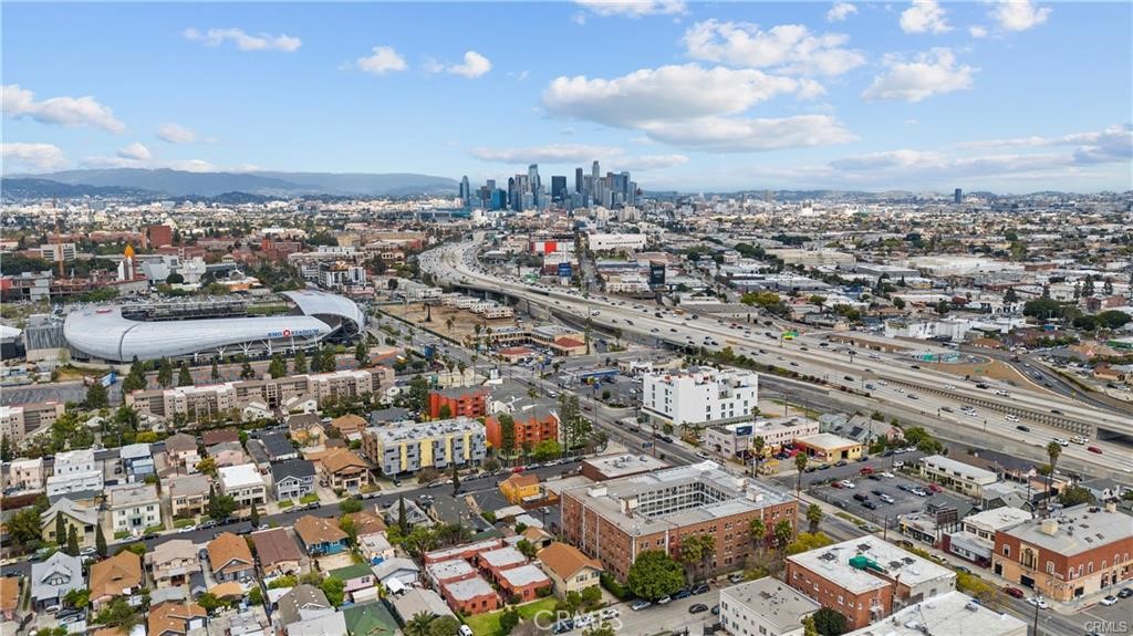 4125 S Figueroa Street 101