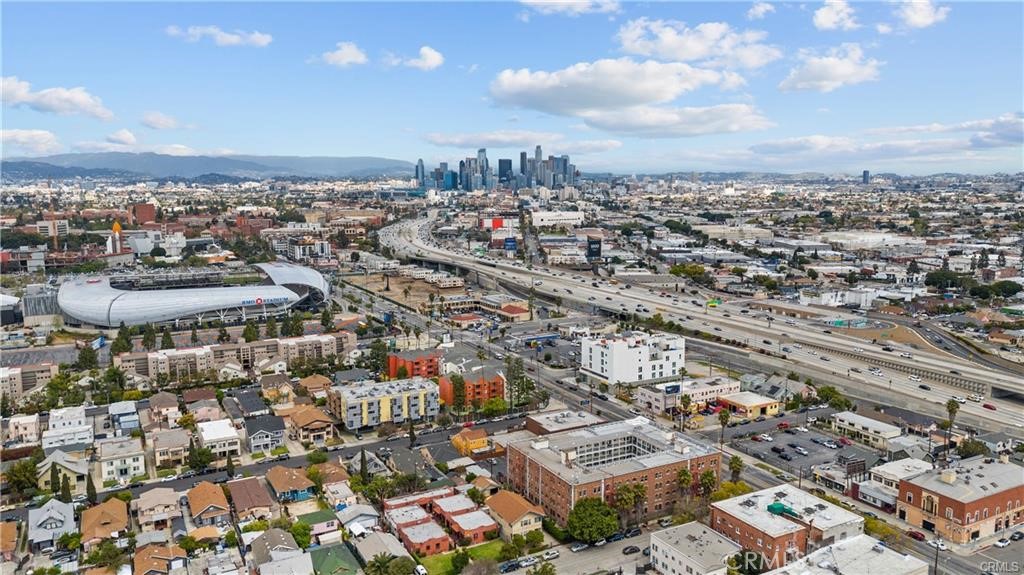 4125 S Figueroa Street 101