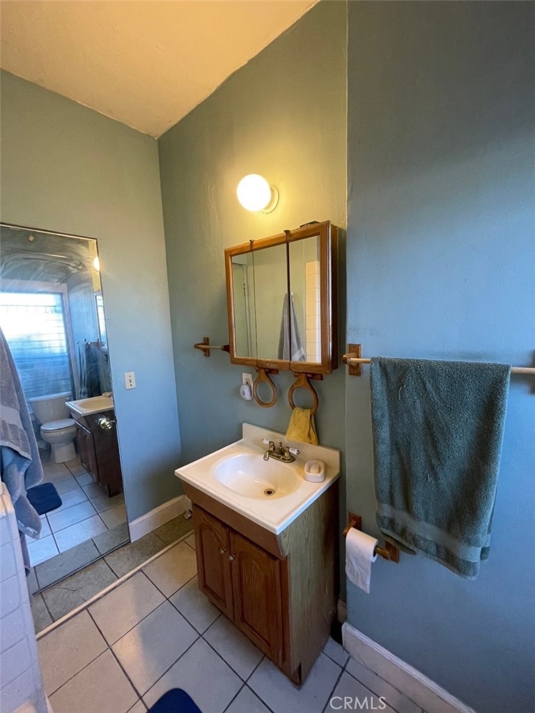 4125 S Figueroa Street 101