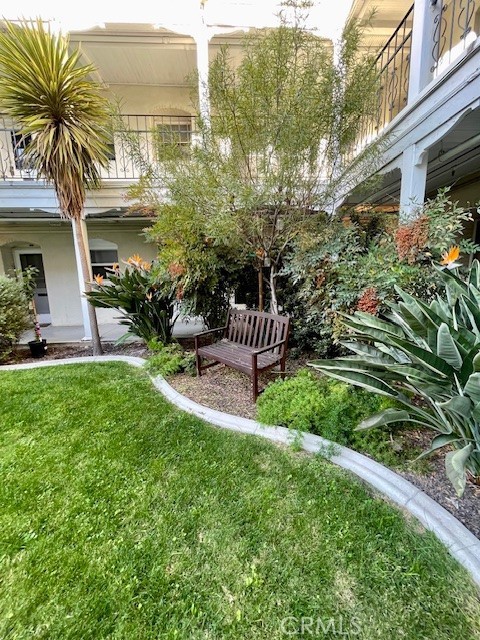 4125 S Figueroa Street 101