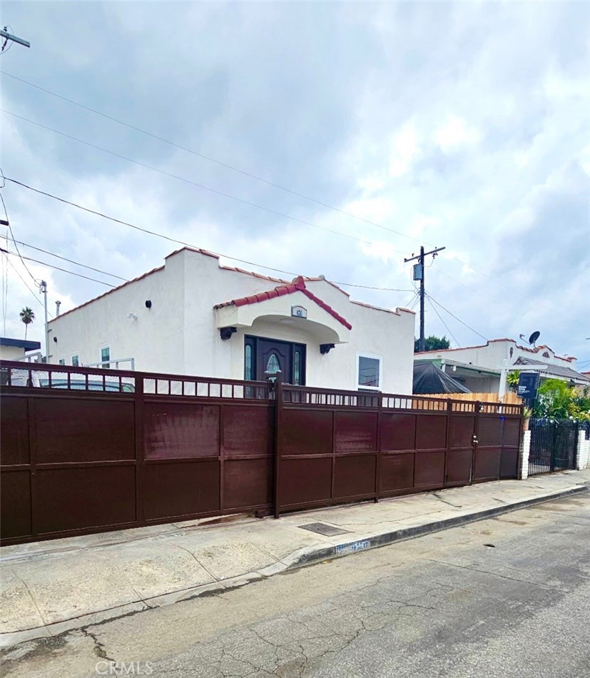 426 W 63rd