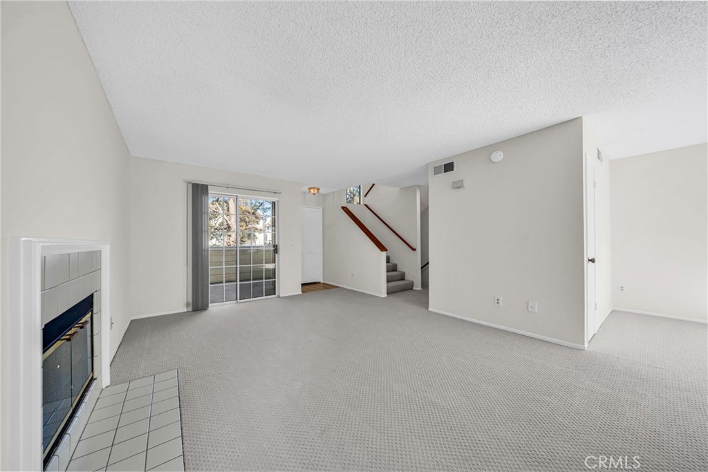 2800 Plaza Del Amo 425