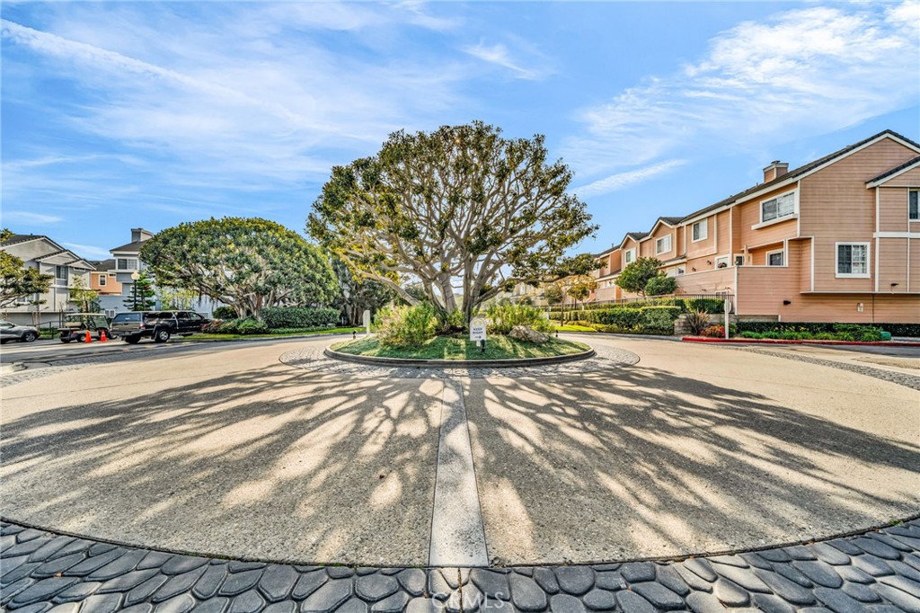 2800 Plaza Del Amo 425