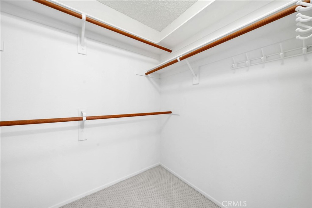 2800 Plaza Del Amo 425