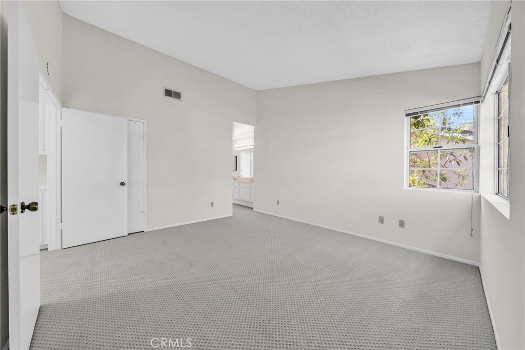 2800 Plaza Del Amo 425