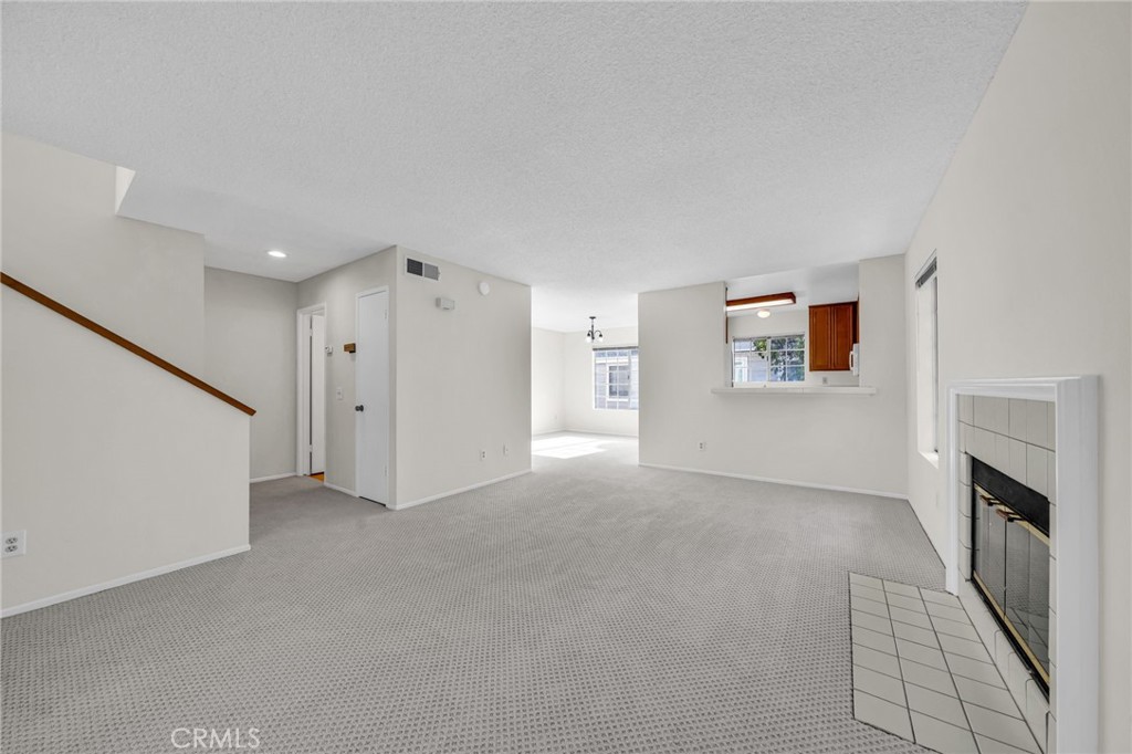 2800 Plaza Del Amo 425