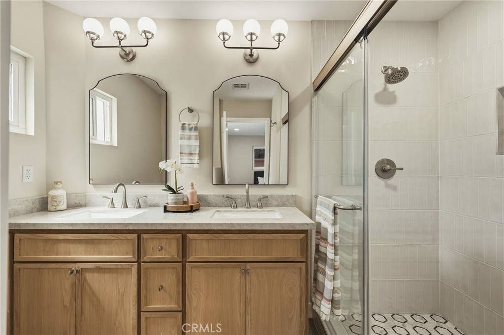 3420 W 186th Street