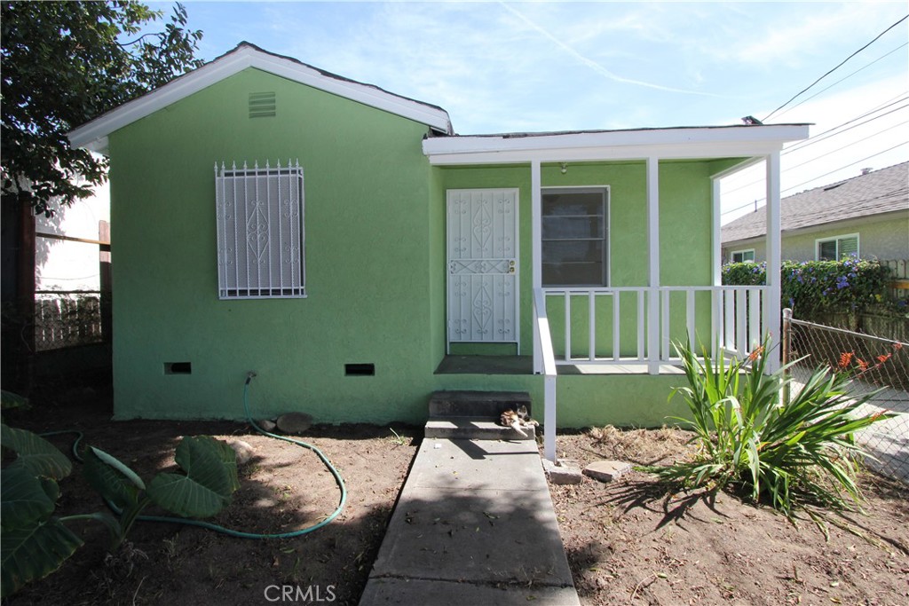 1052 S Herbert