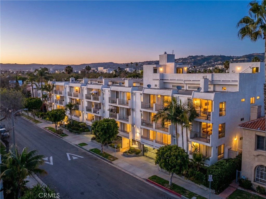 6151 Orange Street 107