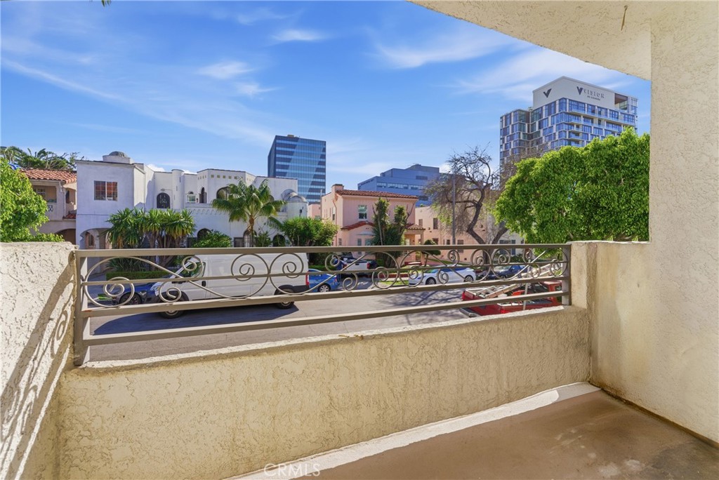 6151 Orange Street 107