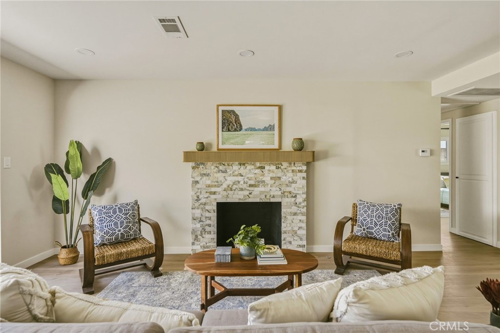 2506 Gunnell