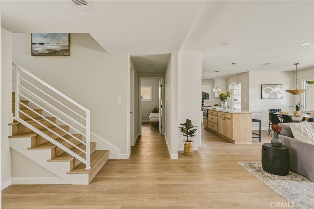 2506 Gunnell