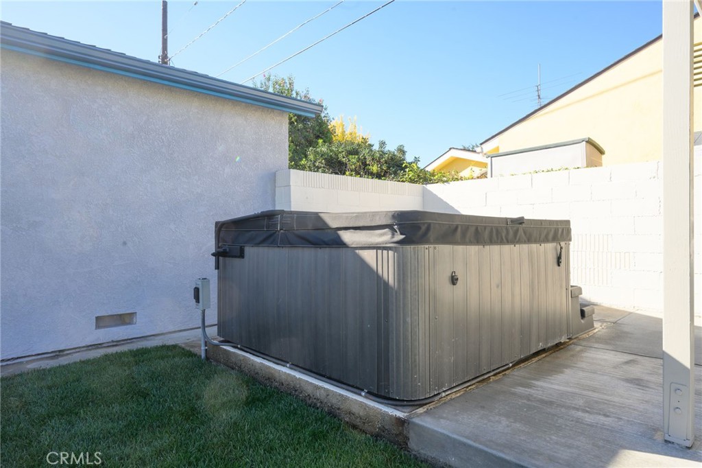 22951 Walnut Street