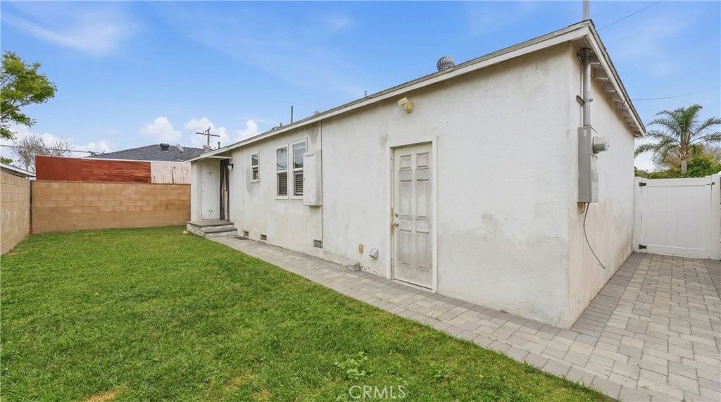 16407 Santa Ana Avenue