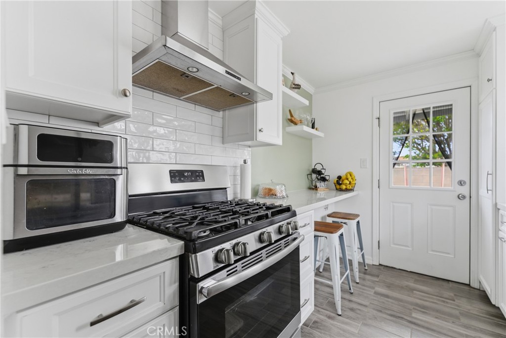 16407 Santa Ana Avenue