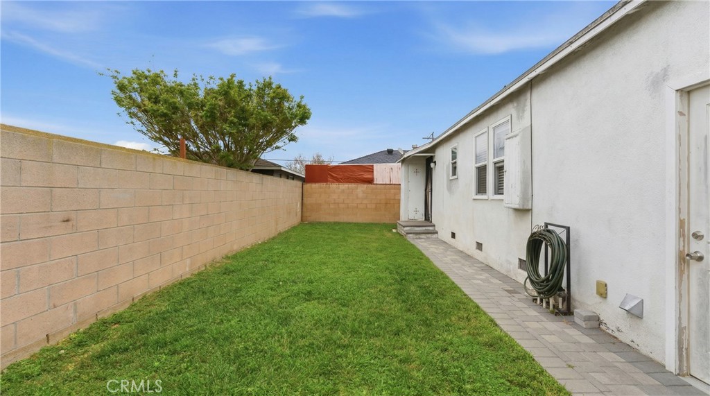 16407 Santa Ana Avenue