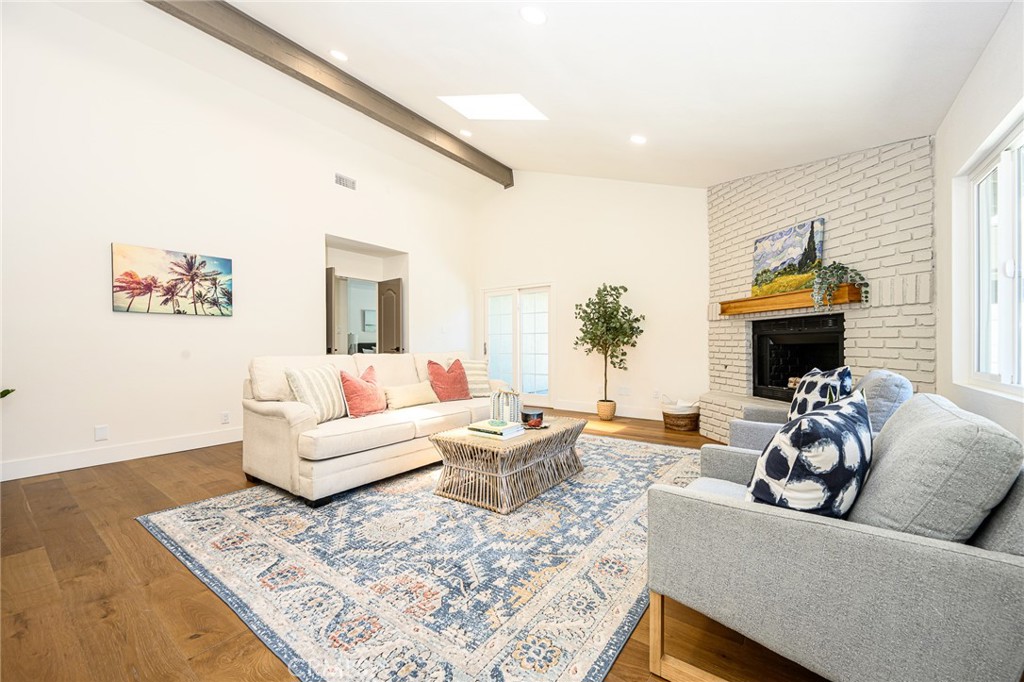 11153 Danbury
