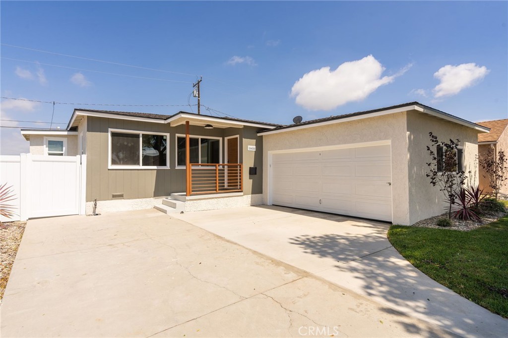 16616 Ermanita Ave