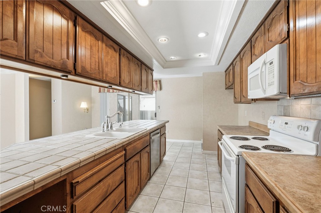 1005 Westmont Court