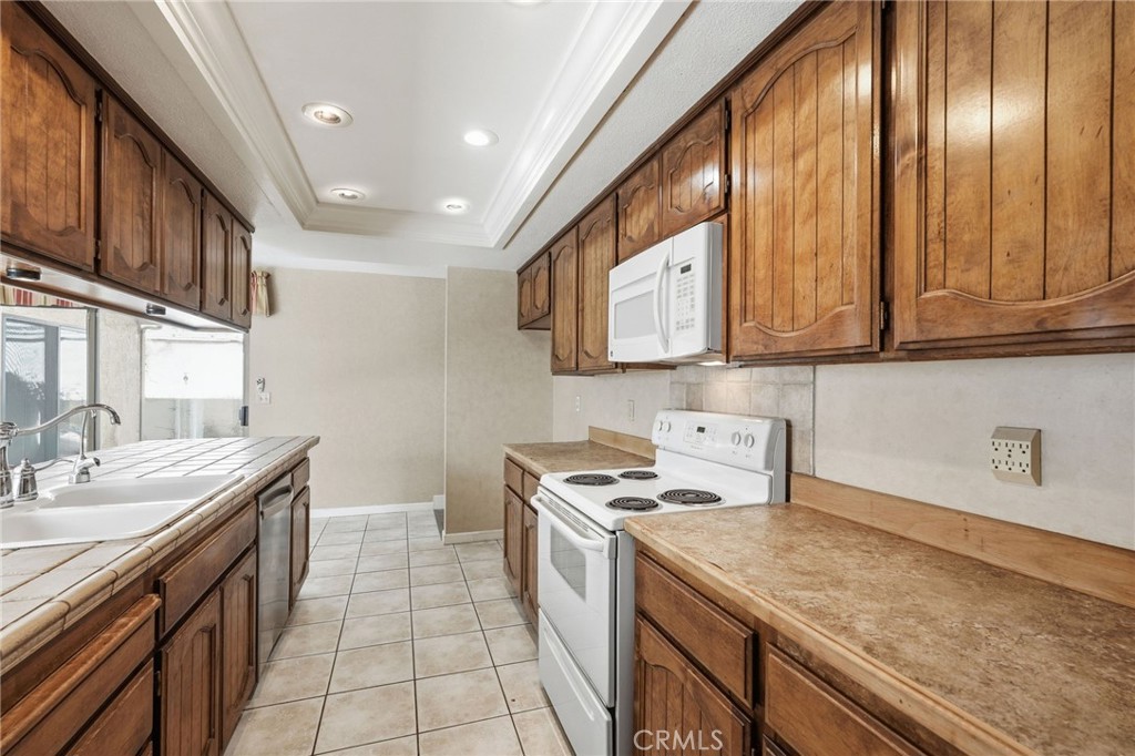 1005 Westmont Court