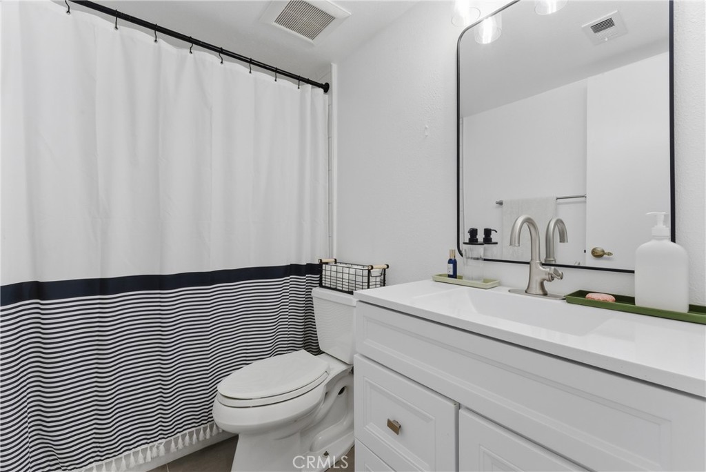 1307 Shadow Lane D