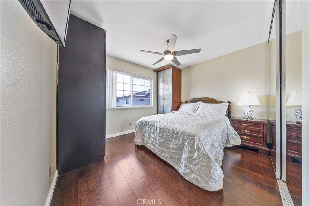 814 E Sandpoint Court
