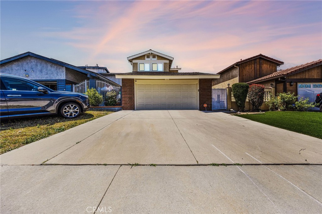 814 E Sandpoint Court