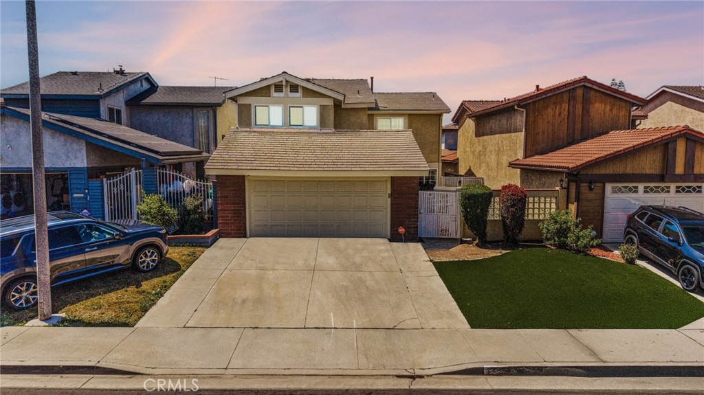 814 E Sandpoint Court