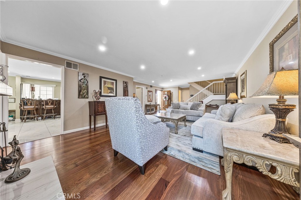 814 E Sandpoint Court